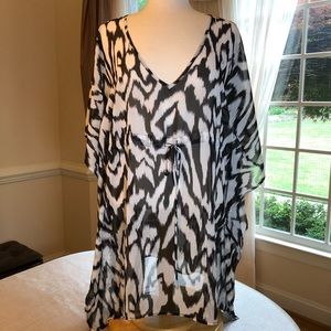 Poncho/ swimsuit cover-up